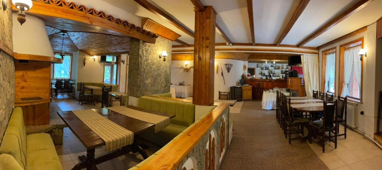 Hotel Paradise Place Kalofer Extérieur photo