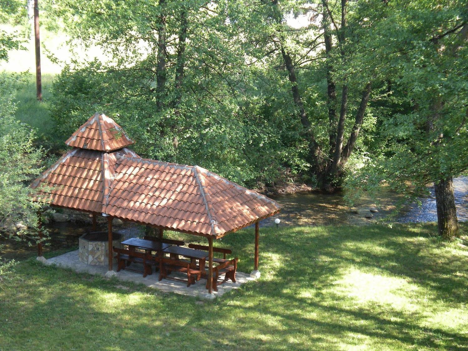 Hotel Paradise Place Kalofer Extérieur photo
